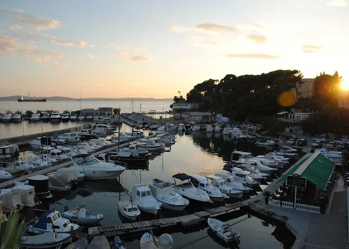 公寓 梦幻公寓 *